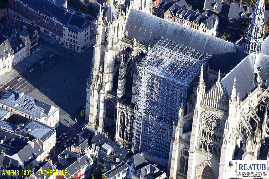 AMIENS (80)  CATHÉDRALE