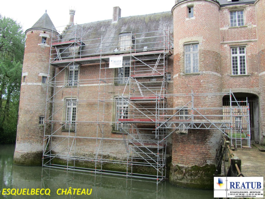 ESQUELBECQ  CHÂTEAU